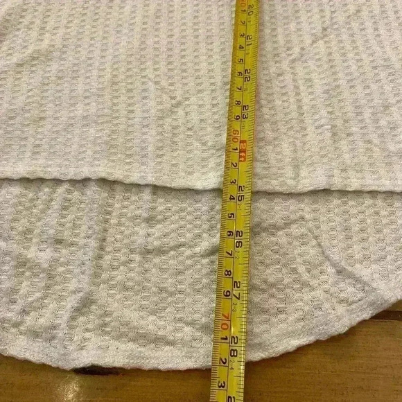 Chaser Womens cold shoulder long sleeve thin waffle print white casual NEW top - Picture 3 of 13